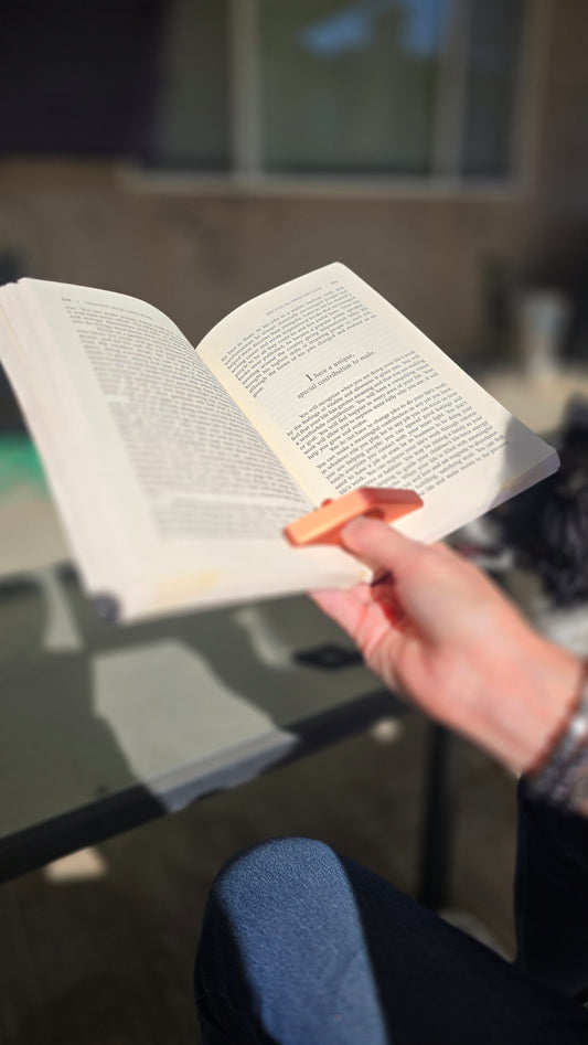 3D Printed One-handed Book Reading Holder