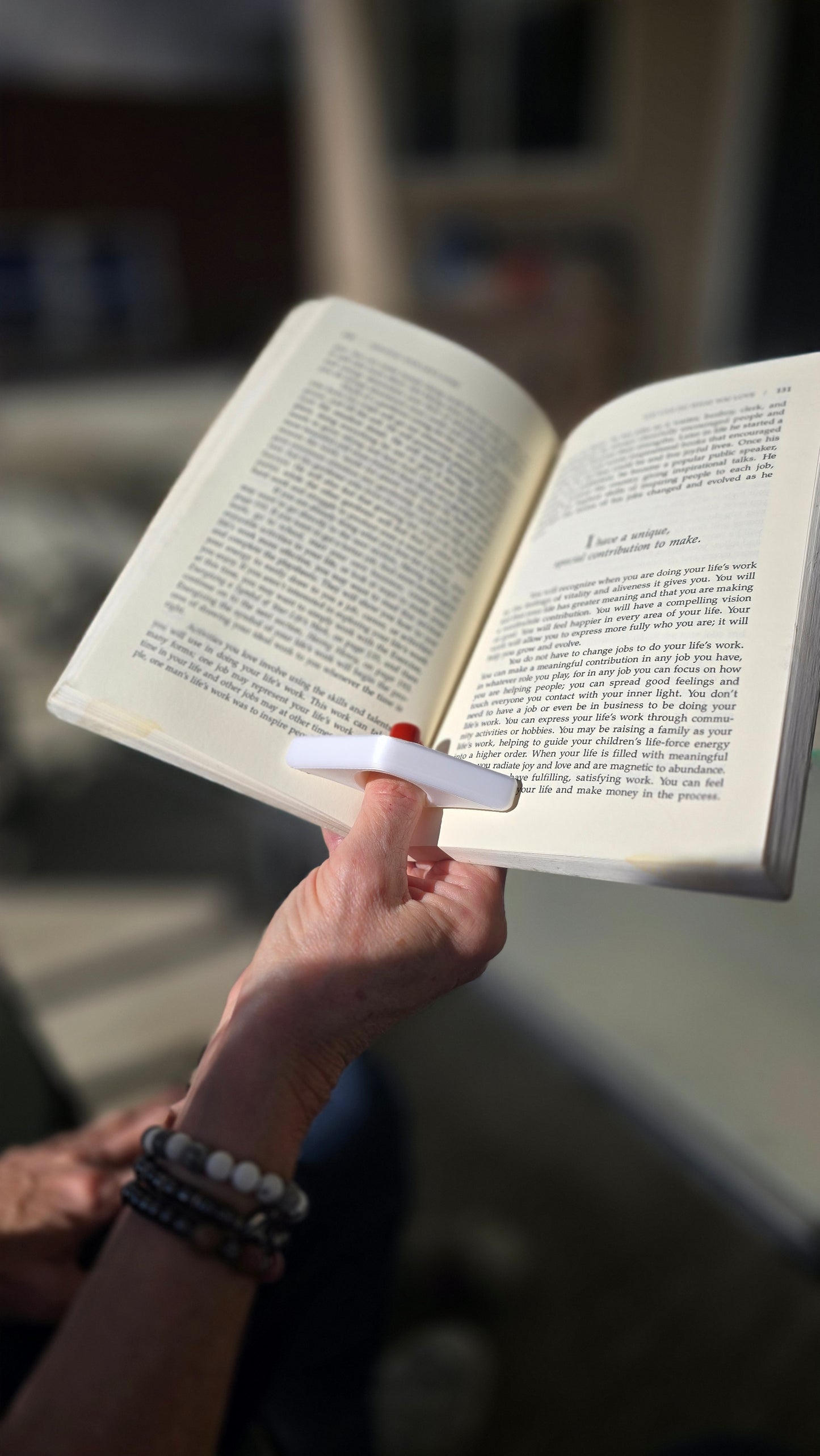 3D Printed One-handed Book Reading Holder